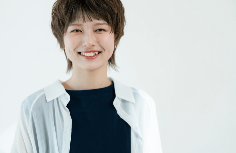 印象がガラリと変わる八重歯の矯正をお考えではありませんか| 東京の矯正歯科なら医療法人社団ルーブル歯科・矯正歯科